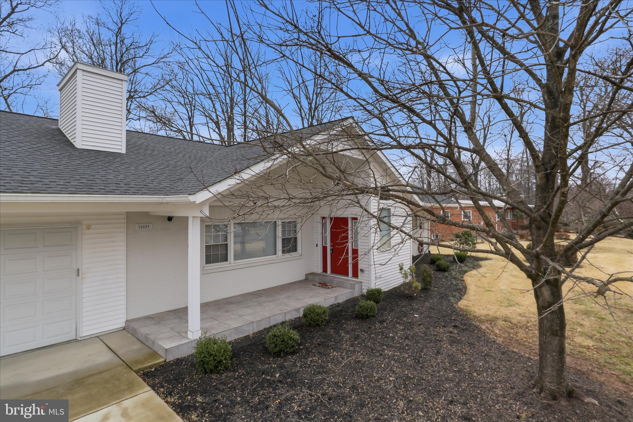 10009 Fairoaks Road Vienna, VA 22181 - Photo 1 of 54