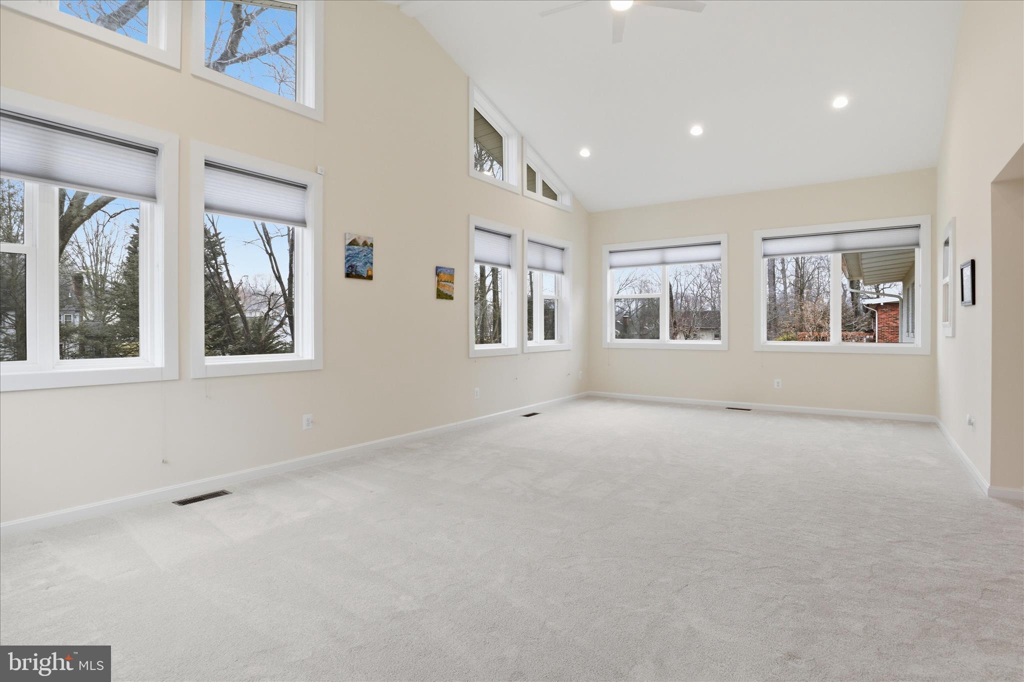 10009 Fairoaks Road Vienna, VA 22181 - Photo 15 of 54