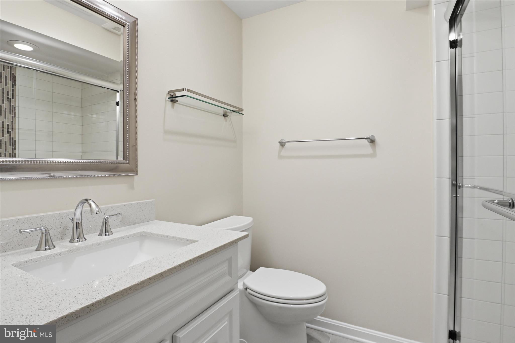 10009 Fairoaks Road Vienna, VA 22181 - Photo 37 of 54