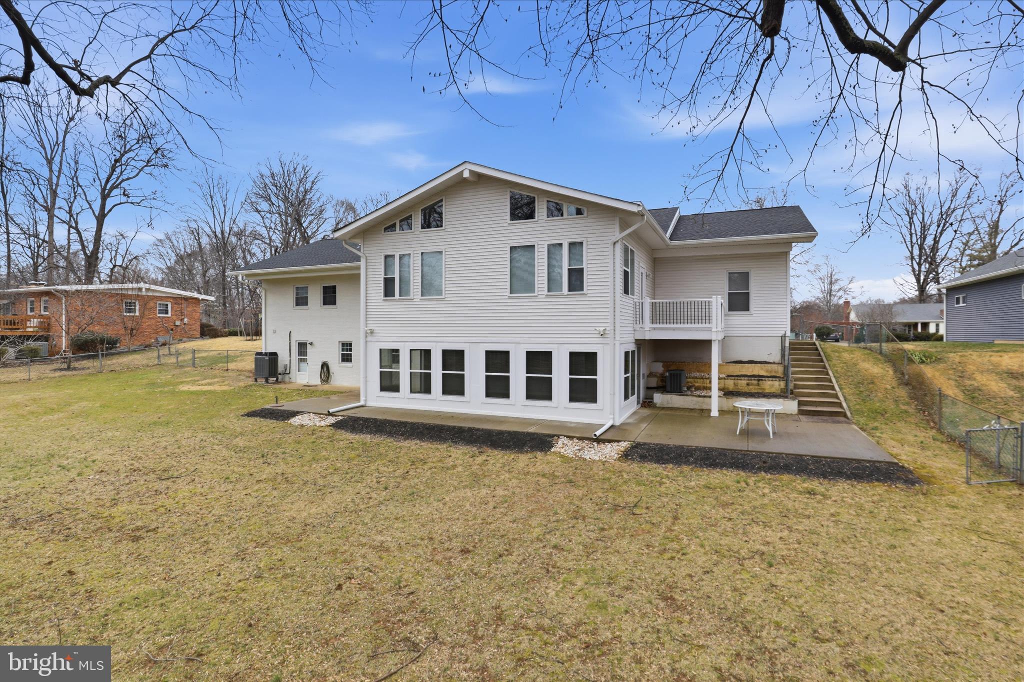 10009 Fairoaks Road Vienna, VA 22181 - Photo 45 of 54