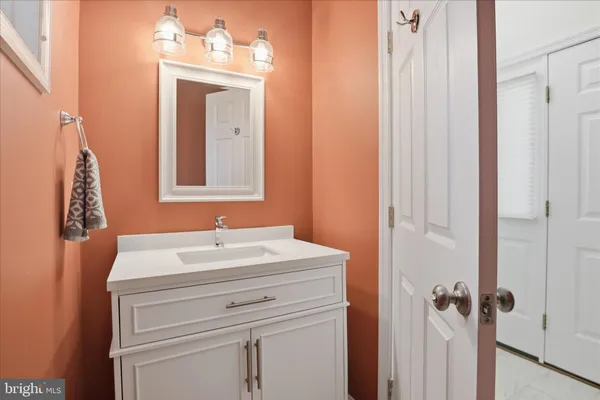 $1,349,000 | 10009 Fairoaks Road, Vienna, VA 22181