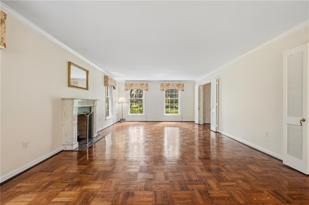 641 Pine Road Sewickley, PA 15143 - Photo 5 of 36 Gallery Image 5