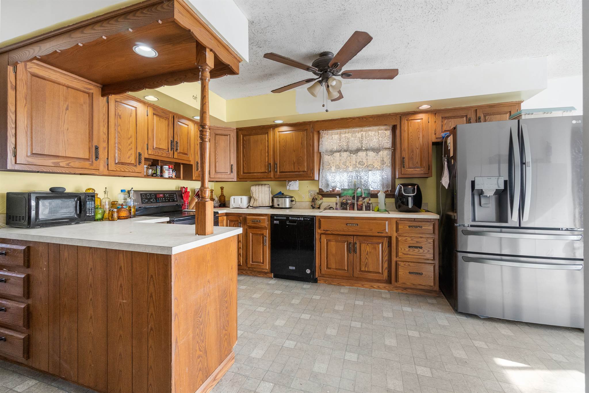 210 West Oak Street Butler, IN 46721 - Photo 12 of 30