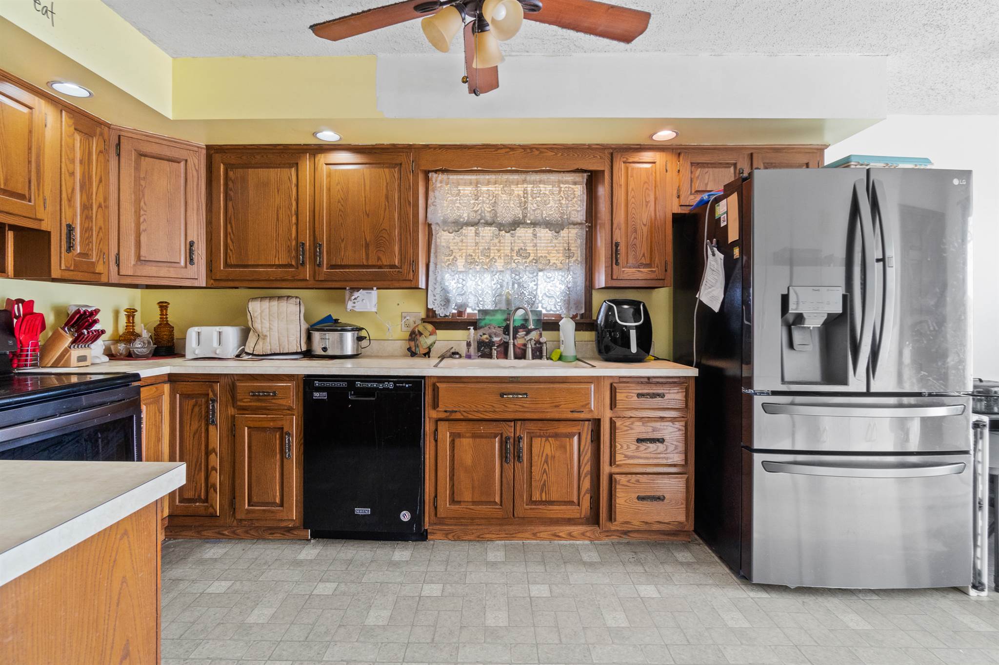 210 West Oak Street Butler, IN 46721 - Photo 14 of 30