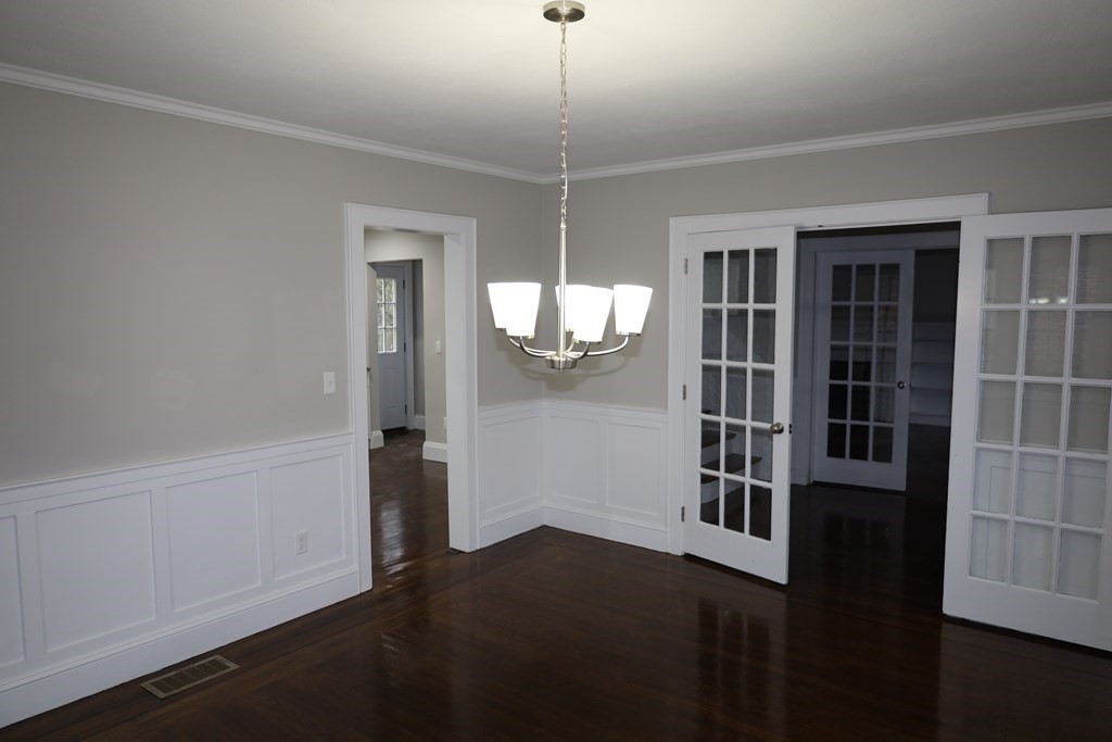 11 Harwich Road Longmeadow, MA 01106 - Photo 13 of 42 Gallery Image 13