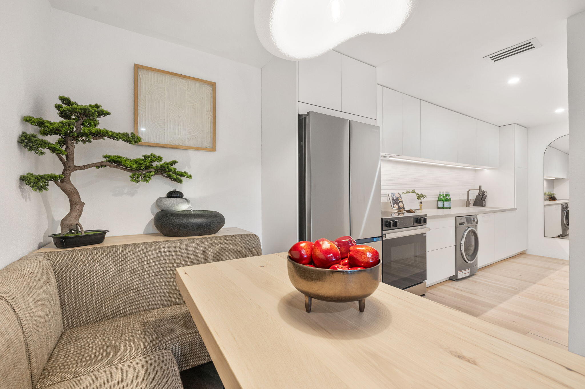 2857 North Los Felices Road, Unit 203 Palm Springs, CA 92262 - Photo 11 of 40 15-web-or-mls-8M4A3483