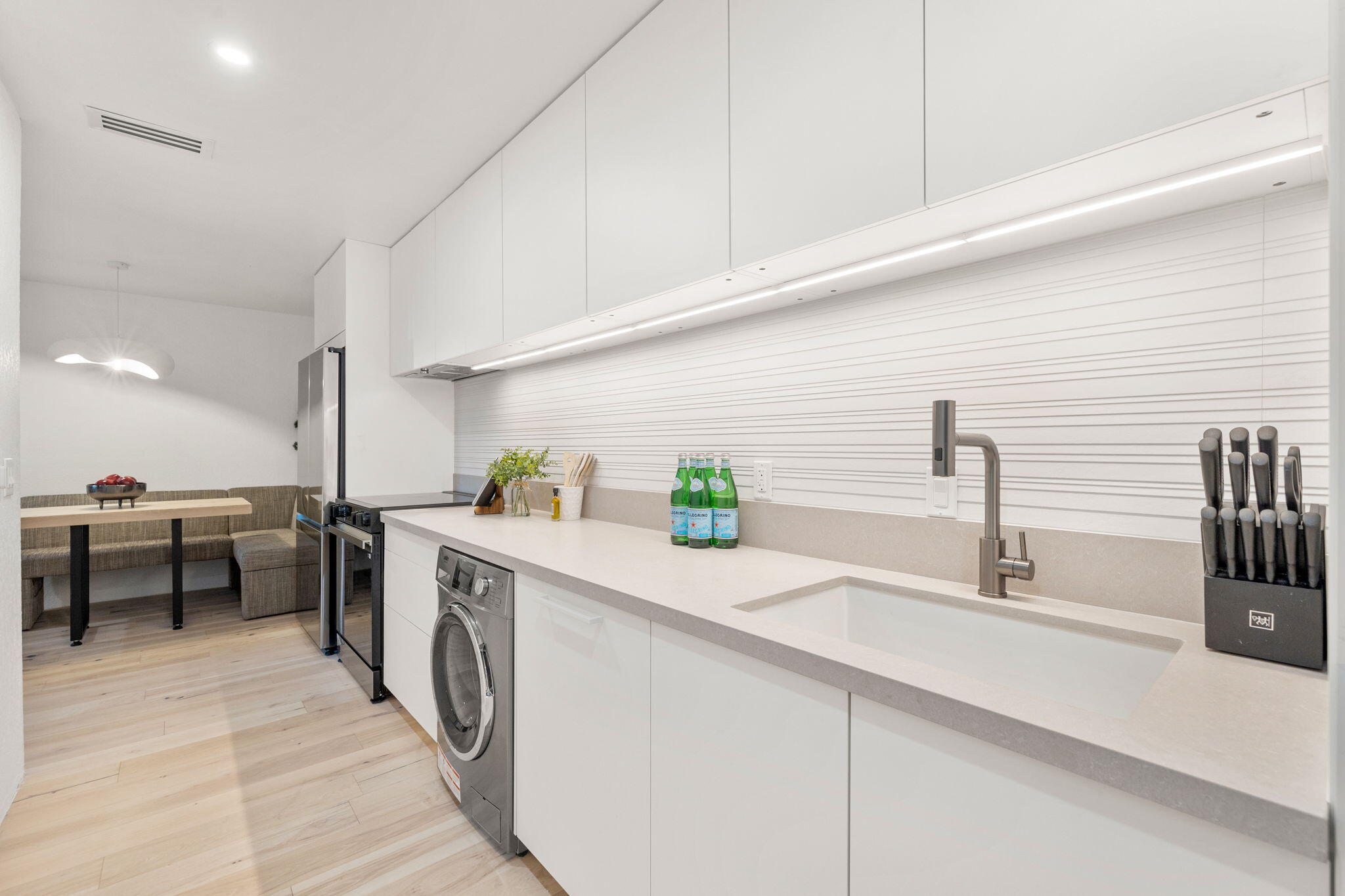 2857 North Los Felices Road, Unit 203 Palm Springs, CA 92262 - Photo 16 of 40 18-web-or-mls-8M4A3468