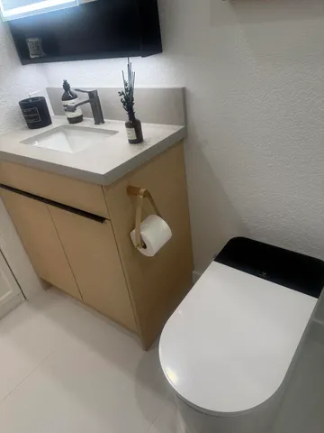 $239,000 | 2857 North Los Felices Road, Unit 203, Palm Springs, CA 92262