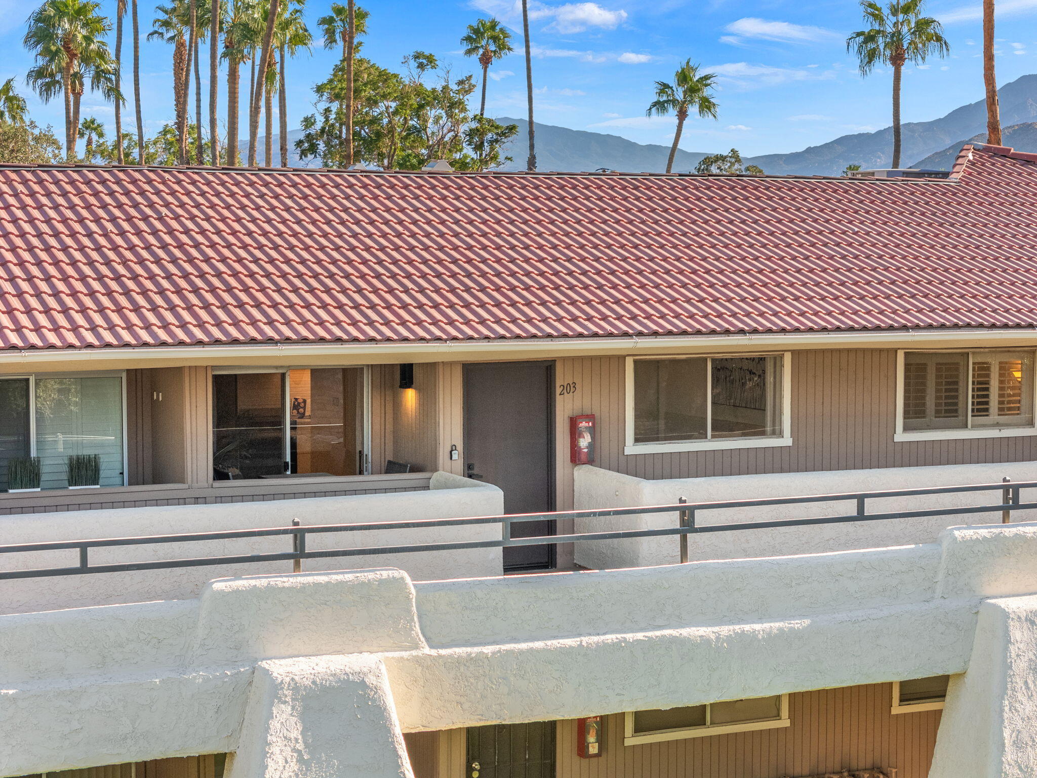 2857 North Los Felices Road, Unit 203 Palm Springs, CA 92262 - Photo 30 of 40 5-web-or-mls-DJI_20251104143346_0207_D
