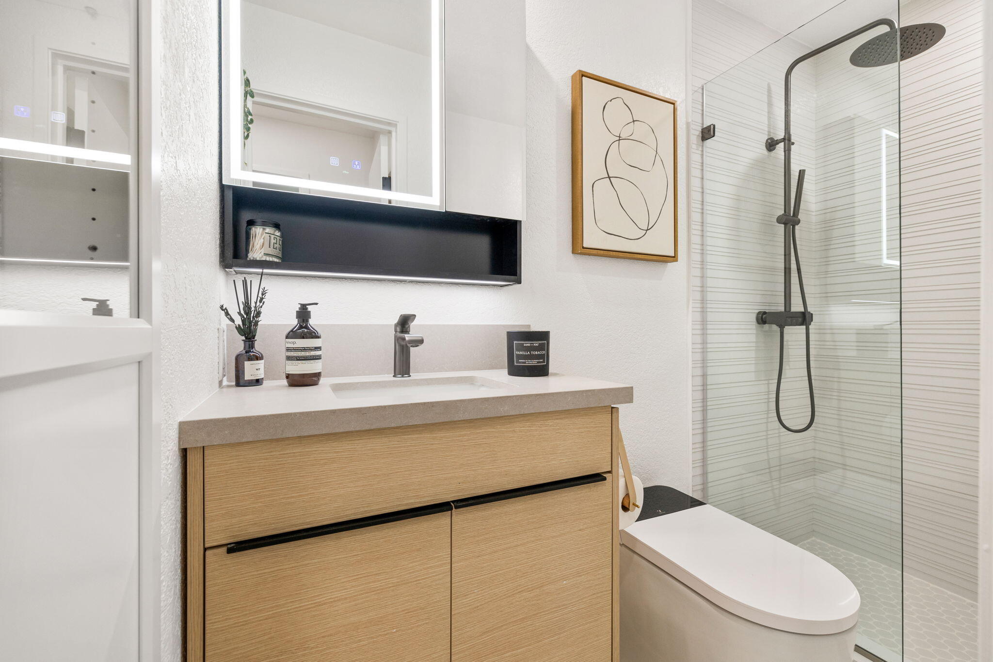 2857 North Los Felices Road, Unit 203 Palm Springs, CA 92262 - Photo 3 of 40 26-web-or-mls-8M4A3423