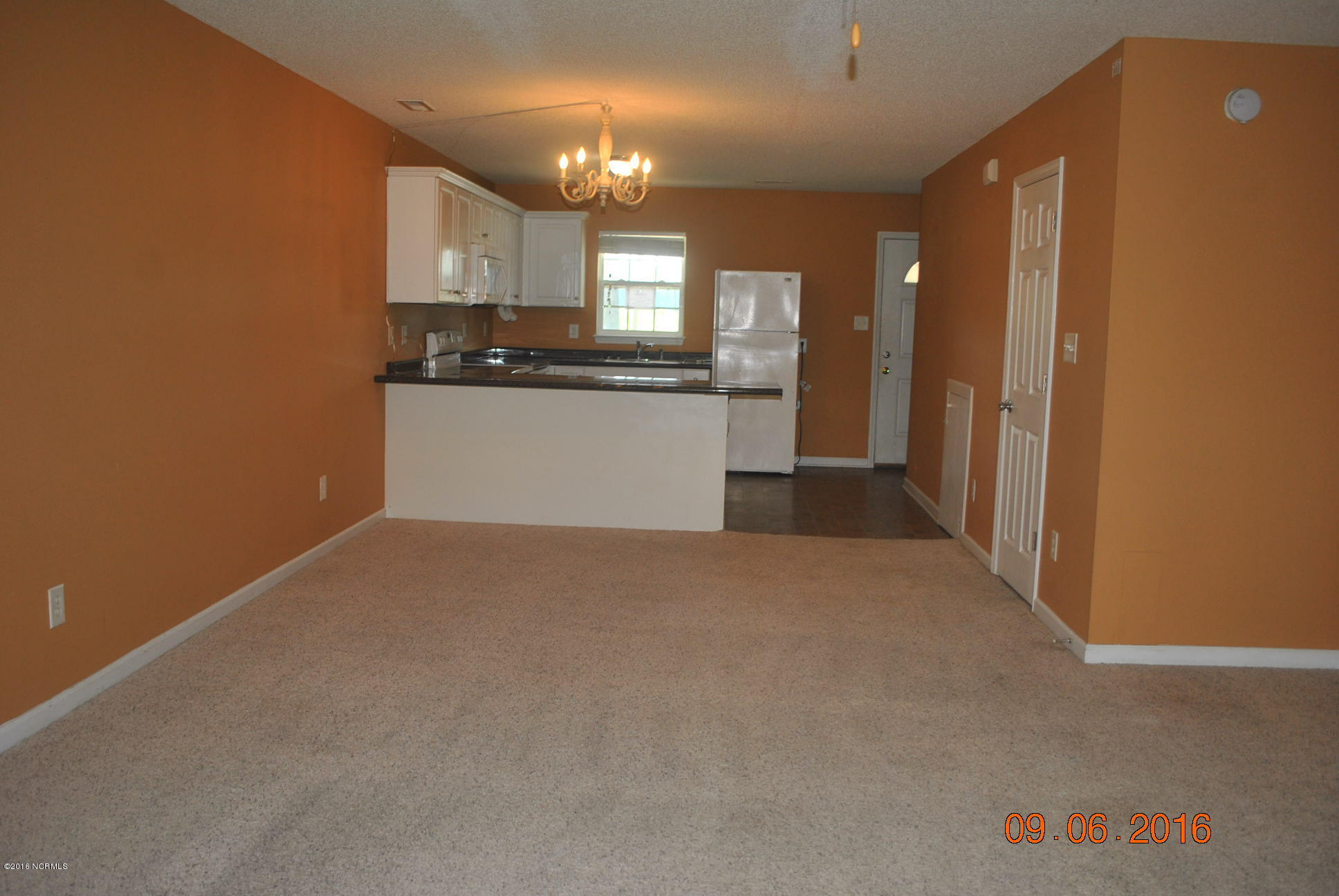 601 Peletier Loop Road, Unit M77 Swansboro, NC 28584 - Photo 8 of 17 DSC_0101