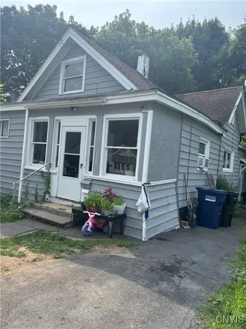 $115,000 | 175 Forest Avenue, Syracuse, NY 13205