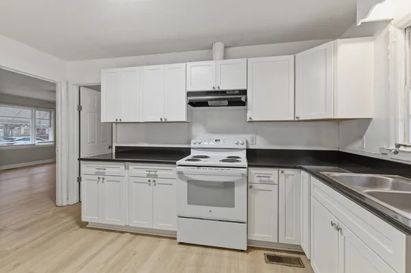 $170,000 | 412 County Rd S-22-129, Andrews, SC 29510