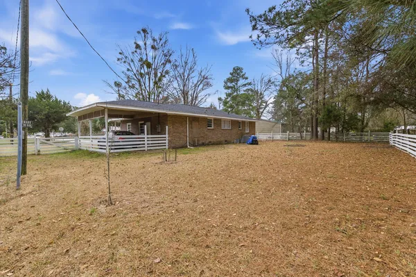 $170,000 | 412 County Rd S-22-129, Andrews, SC 29510