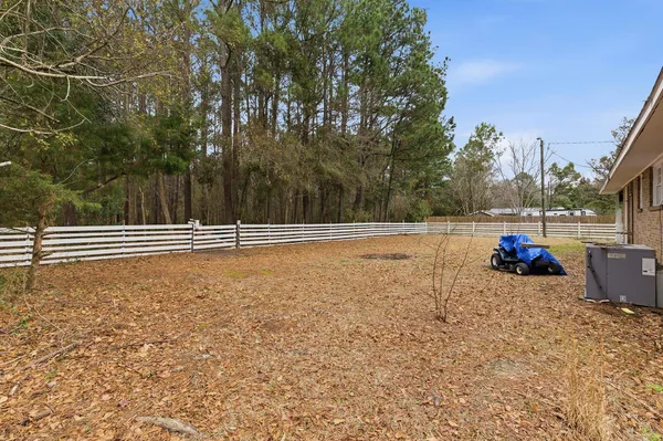 $170,000 | 412 County Rd S-22-129, Andrews, SC 29510