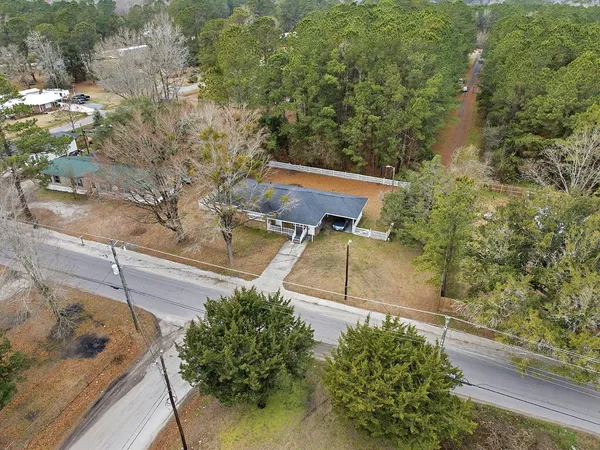 $170,000 | 412 County Rd S-22-129, Andrews, SC 29510