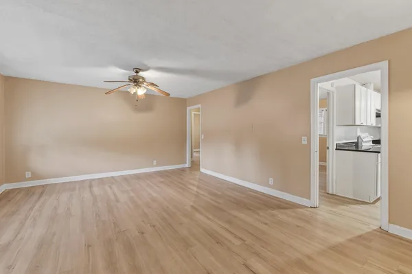 $170,000 | 412 County Rd S-22-129, Andrews, SC 29510