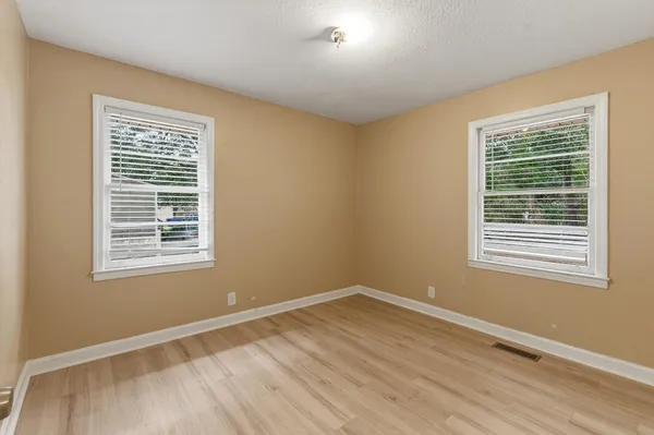 $170,000 | 412 County Rd S-22-129, Andrews, SC 29510