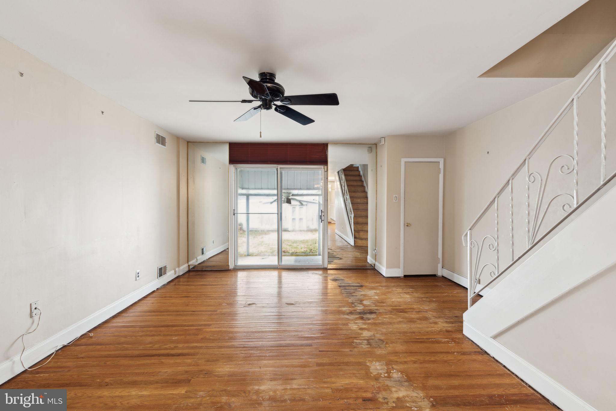 9966 Bridle Road Philadelphia, PA 19115 - Photo 3 of 28 Gallery Image 3