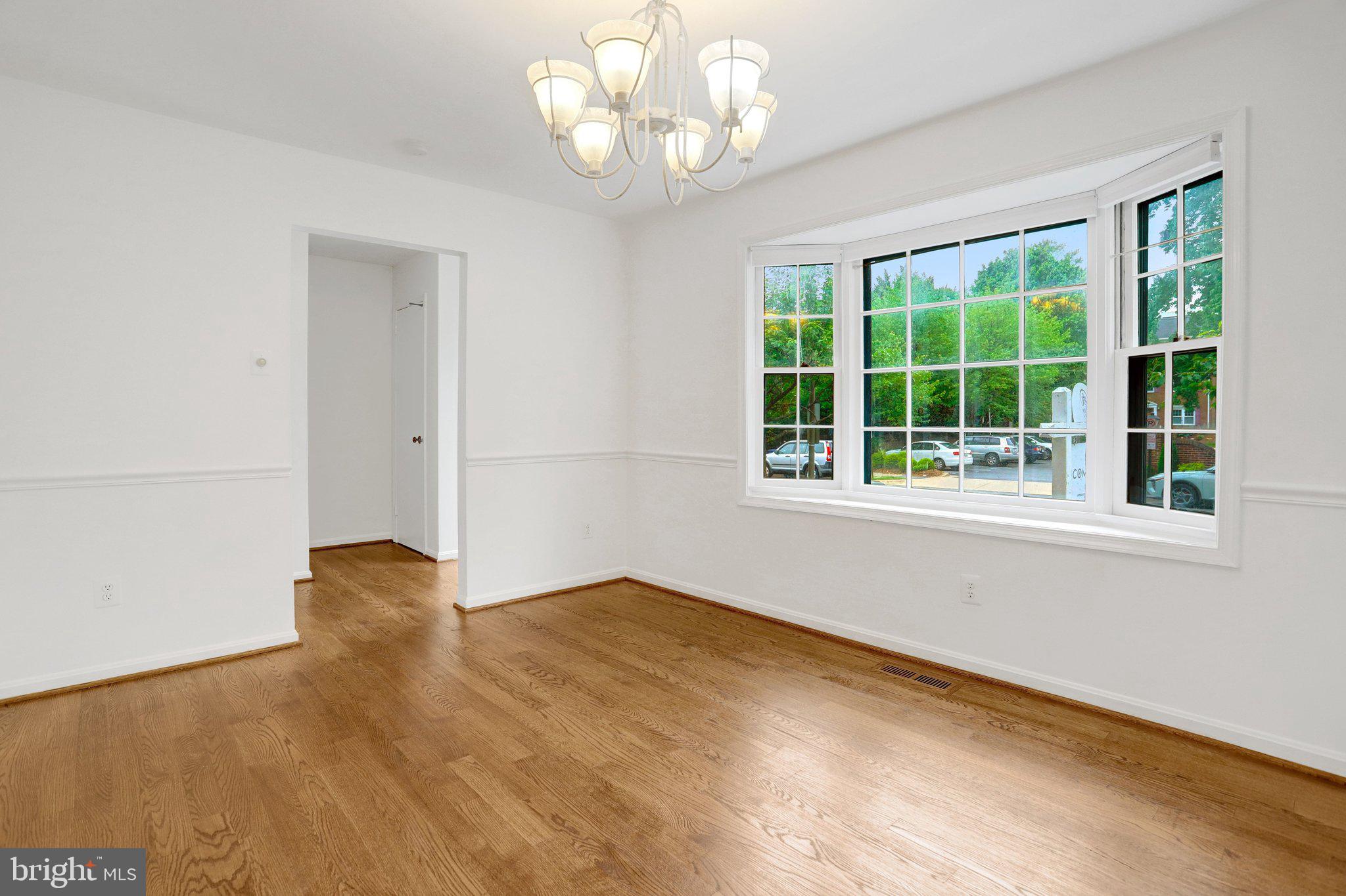 2225 North Tuckahoe Street Arlington, VA 22205 - Photo 7 of 37 a view of an empty room with a window