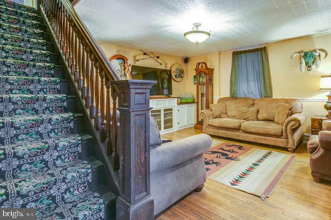 4225 Carlisle Road Gardners, PA 17324 - Photo 7 of 24 Gallery Image 7