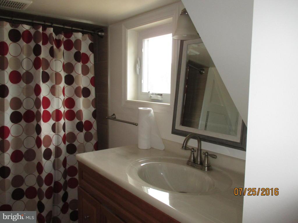 977 Sun Valley Road Stevens, PA 17578 - Photo 15 of 22