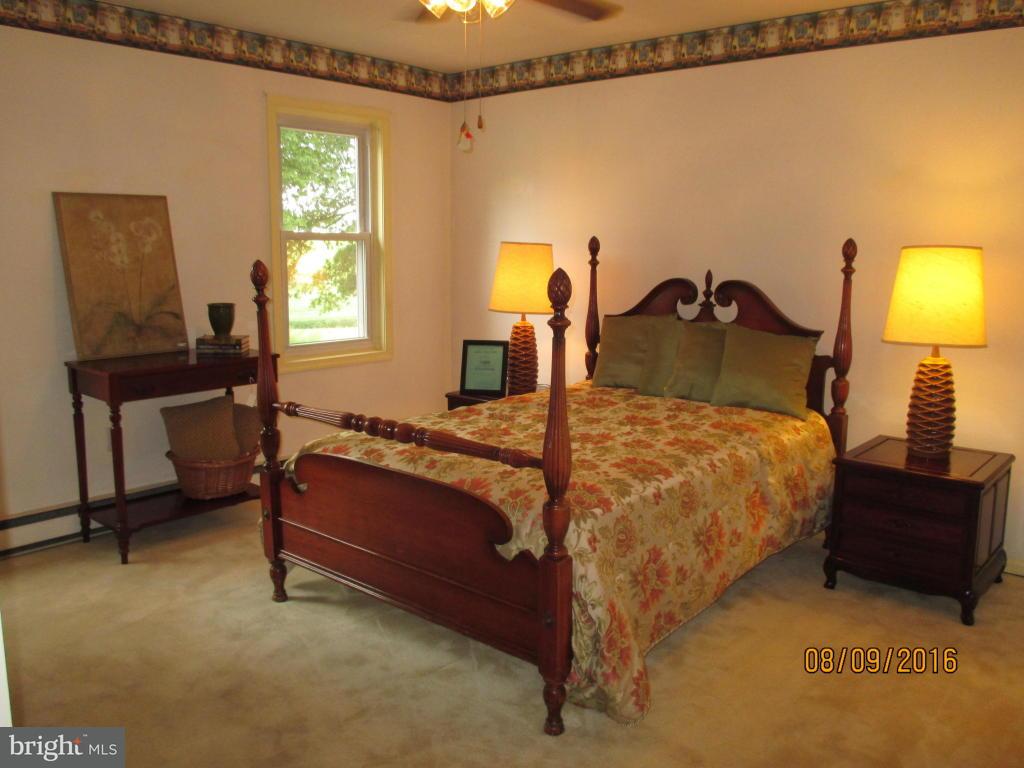 977 Sun Valley Road Stevens, PA 17578 - Photo 8 of 22