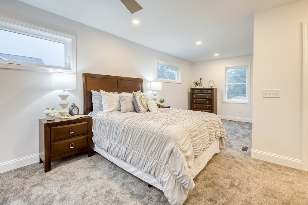 6 Delaware Avenue Springfield, MA 01119 - Photo 13 of 27