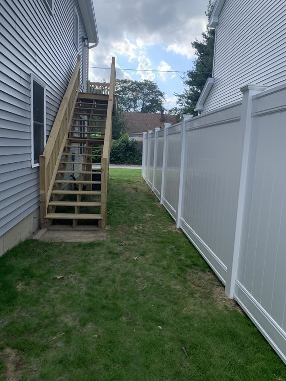 6 Delaware Avenue Springfield, MA 01119 - Photo 6 of 27