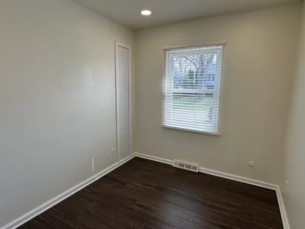 $1,900 | 2319 Pinehurst Street, Bettendorf, IA 52722