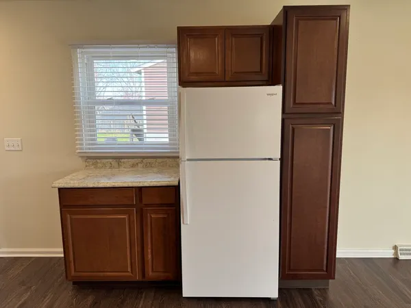 $1,900 | 2319 Pinehurst Street, Bettendorf, IA 52722