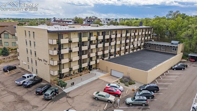 $169,900 | 777 Saturn Drive, Unit 301, Colorado Springs, CO 80905
