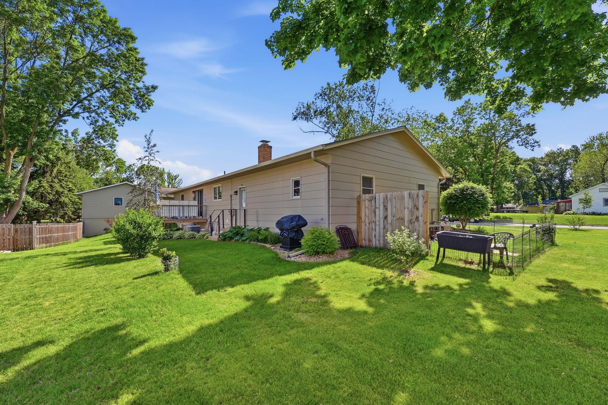 1709 6th Street Southwest Willmar, MN 56201 - Photo 9 of 43