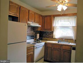71 Ash Road Manahawkin, NJ 08050 - Photo 5 of 6