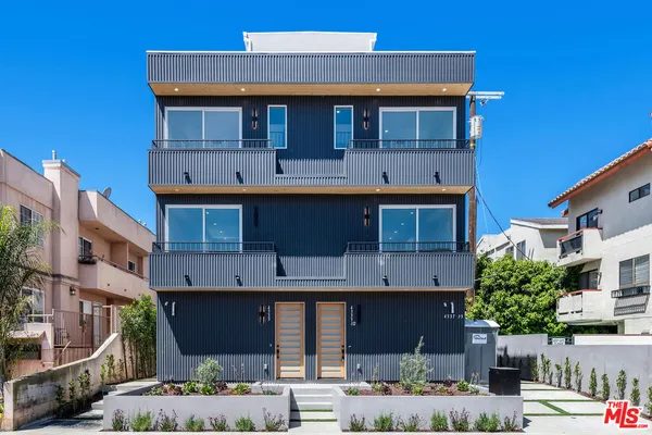 $5,250 | 4333 Dixie Canyon Avenue, Sherman Oaks, CA 91423