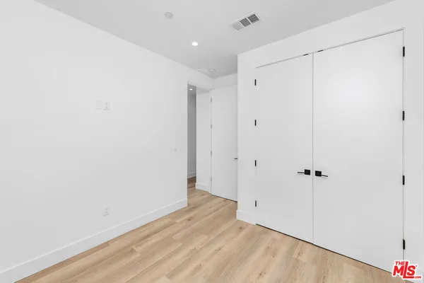 $5,250 | 4333 Dixie Canyon Avenue, Sherman Oaks, CA 91423