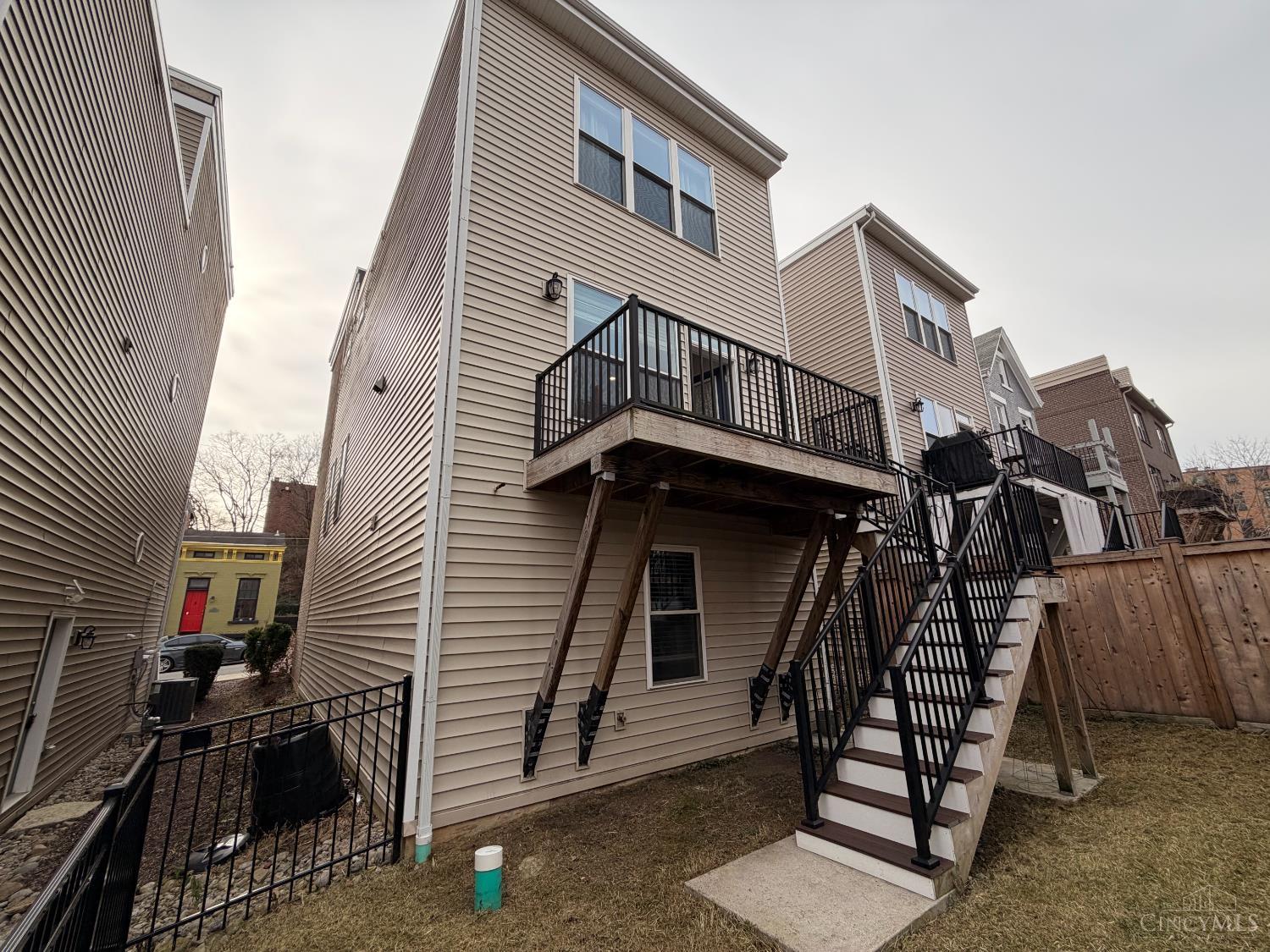 540 Slack Street Cincinnati, OH 45202 - Photo 35 of 36