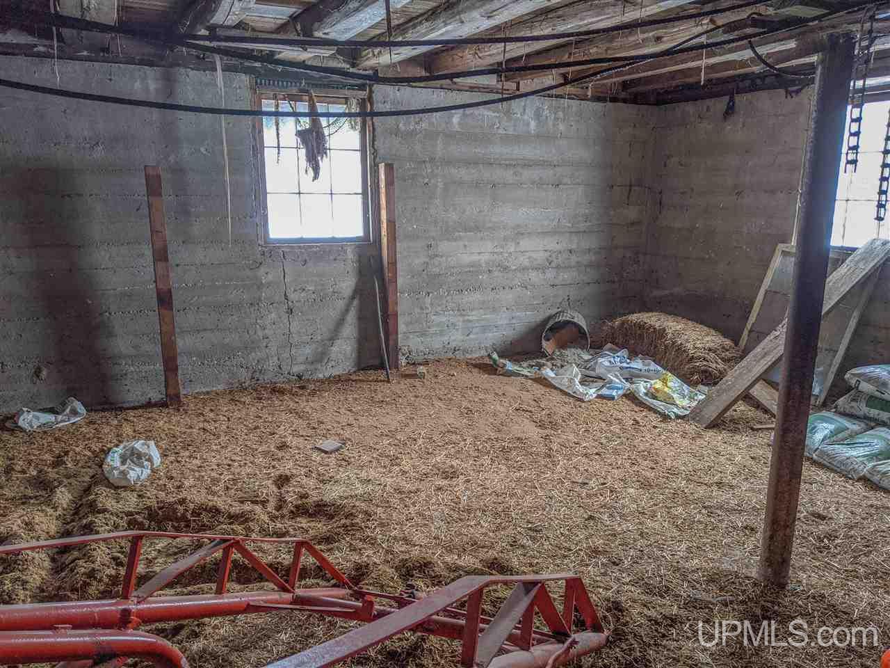 11851 Co Road Cornell, MI 49818 - Photo 19 of 49