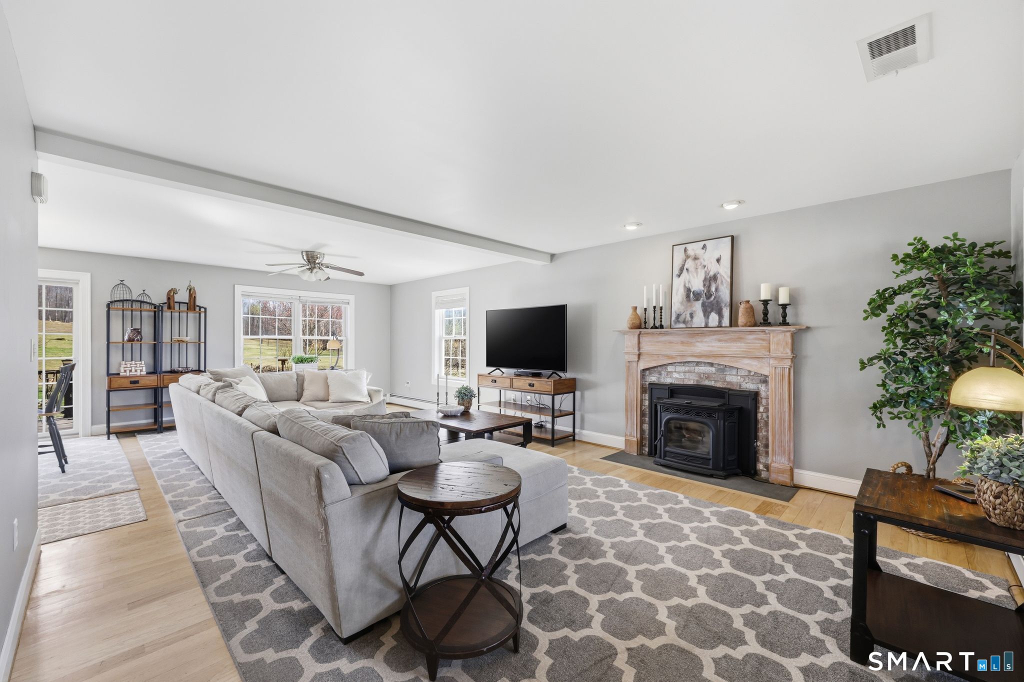 214 James Road Ashford, CT 06278 - Photo 7 of 40