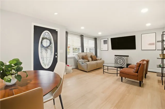 $660,000 | 580 Old Main Street, Coventry, RI 02816