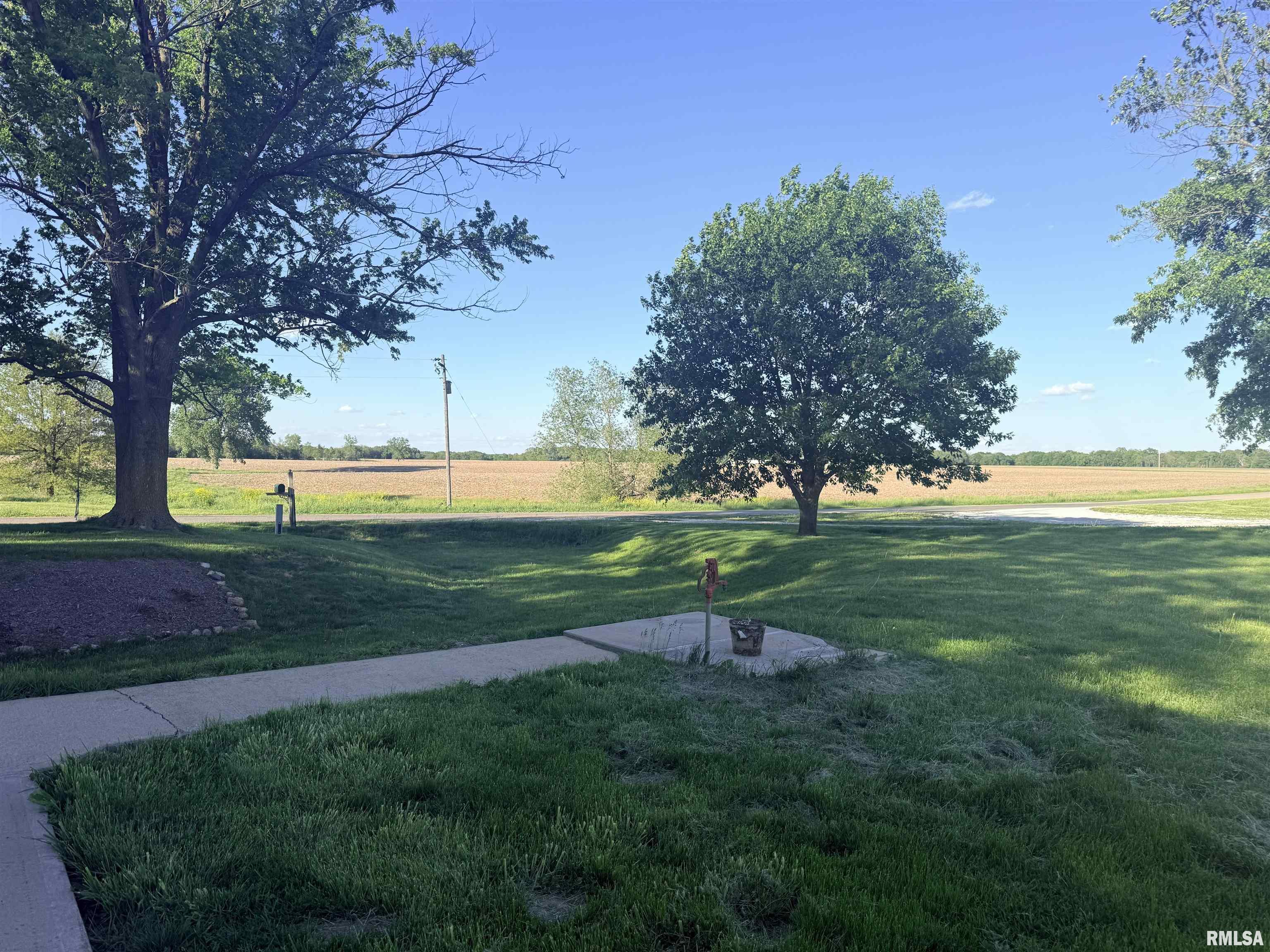 9721 East Lasswell Road Cuba, IL 61427 - Photo 5 of 28