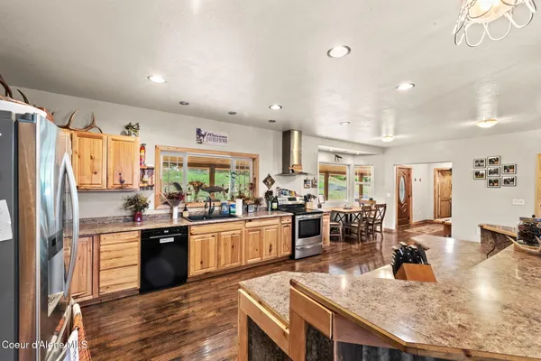$625,000 | 414 Joan's Road, Fernwood, ID 83830