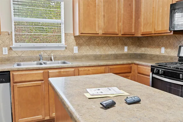 $2,195 | 2101 Rachel Lane, Round Rock, TX 78664