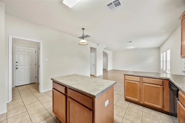 $2,195 | 2101 Rachel Lane, Round Rock, TX 78664