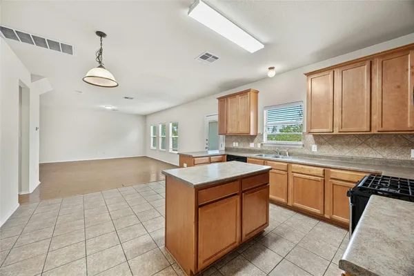 $2,195 | 2101 Rachel Lane, Round Rock, TX 78664