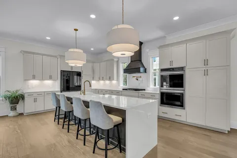 $1,469,999 | 1068 Capersview Court, Awendaw, SC 29429