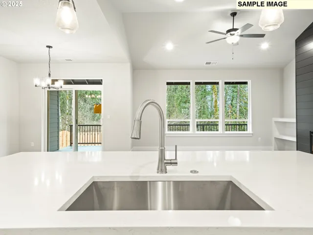 $654,900 | 750 Northeast Saling Drive East, Unit 90, Estacada, OR 97023