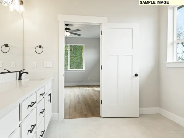 $654,900 | 750 Northeast Saling Drive East, Unit 90, Estacada, OR 97023