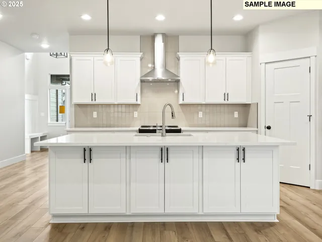 $654,900 | 750 Northeast Saling Drive East, Unit 90, Estacada, OR 97023