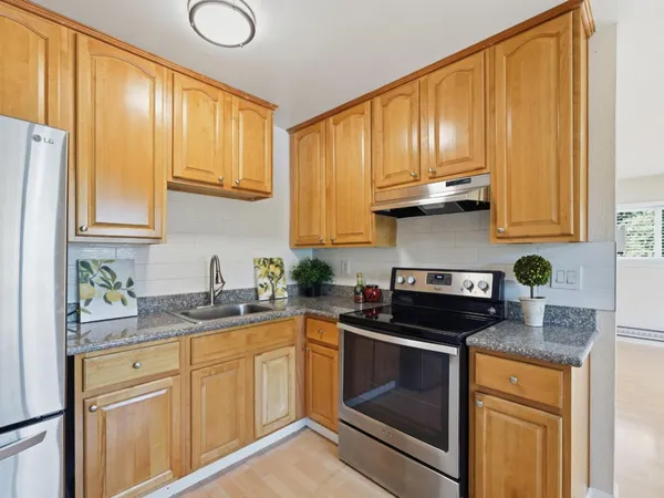 $499,500 | 607 Valley Forge Way, Unit 4, Campbell, CA 95117